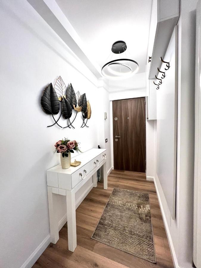 Sky View - Luxury Apartament - Sanador Victoriei Bukares Bagian luar foto