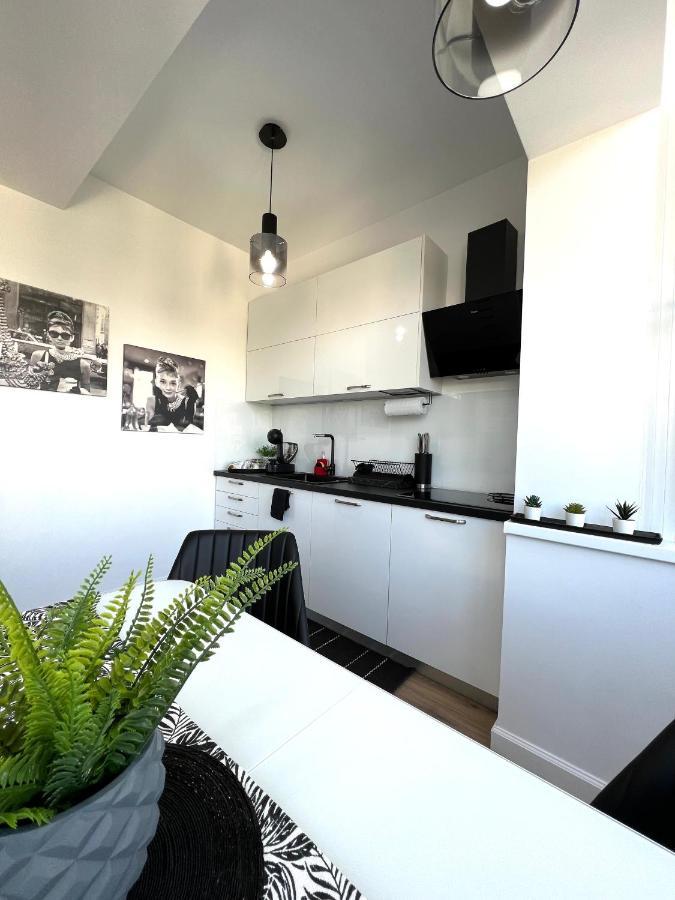 Sky View - Luxury Apartament - Sanador Victoriei Bukares Bagian luar foto