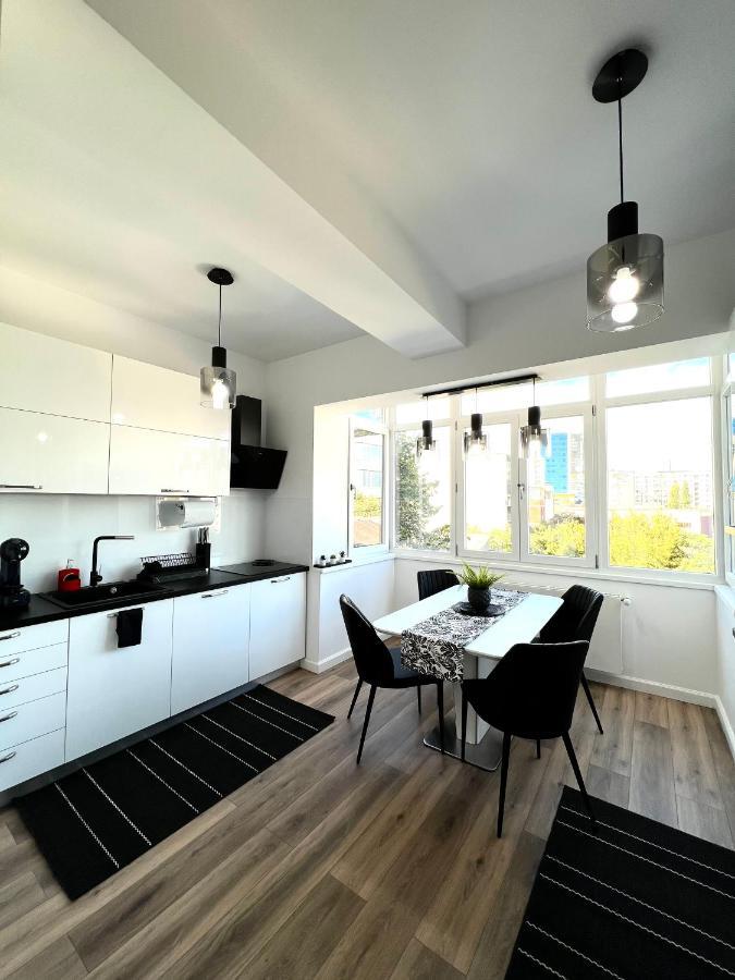 Sky View - Luxury Apartament - Sanador Victoriei Bukares Bagian luar foto
