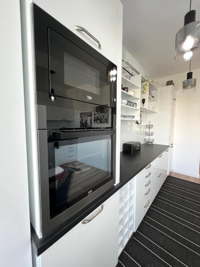 Sky View - Luxury Apartament - Sanador Victoriei Bukares Bagian luar foto