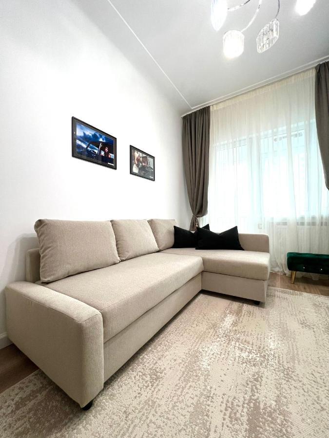 Sky View - Luxury Apartament - Sanador Victoriei Bukares Bagian luar foto